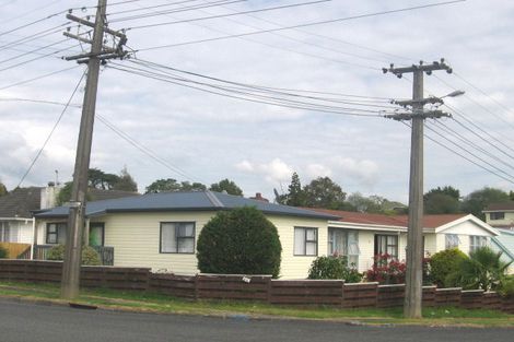 Photo of property in 66 Lynwood Road, New Lynn, Auckland, 0600