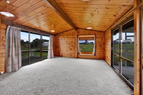 Photo of property in 11 Warwick Road, Stratford, 4332