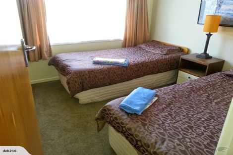 Photo of property in 1/34 Walton Street, Red Beach, 0932