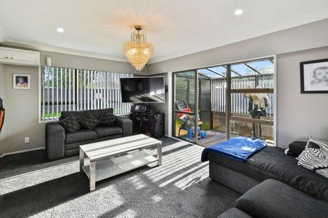 Photo of property in 1/2 Huia Road, Papatoetoe, Auckland, 2025