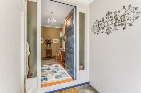 Photo of property in 18 Fairfield Road, Fairfield, Hamilton, 3214