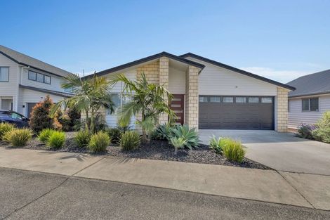 Photo of property in 16 Kiwa Crescent, Gulf Harbour, Whangaparaoa, 0930