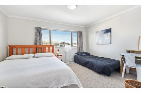 Photo of property in 62/64 Kawaha Point Road, Kawaha Point, Rotorua, 3010