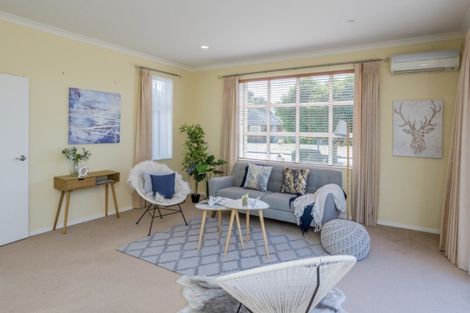 Photo of property in 25 San Priamo Place, Paraparaumu Beach, Paraparaumu, 5032