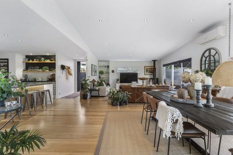 Photo of property in 204 Achilles Avenue, Whangamata, 3620