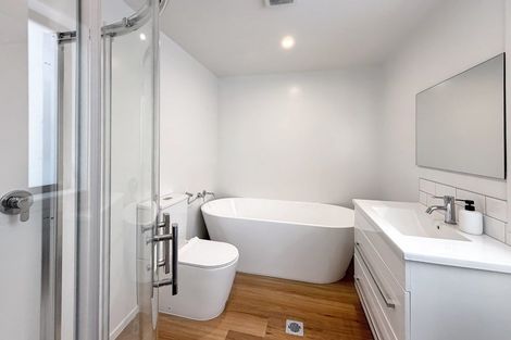 Photo of property in 56 Rangiora Avenue, Kaiwharawhara, Wellington, 6035