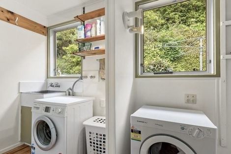 Photo of property in 5 Monmouth Way, Wilton, Wellington, 6012