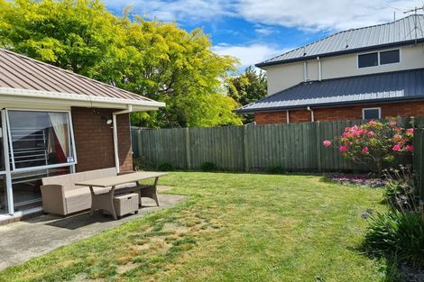 Photo of property in 3 Claverley Gardens, Avonhead, Christchurch, 8042