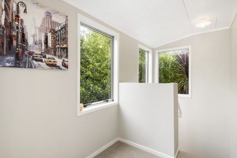 Photo of property in 98 Spinella Drive, Bayview, Auckland, 0629