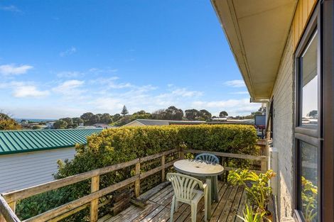 Photo of property in 14 Herekawe Drive, Spotswood, New Plymouth, 4310