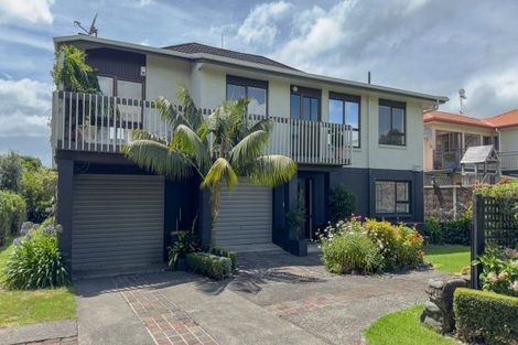 Photo of property in 1694 East Coast Road, Whakatiwai, Pokeno, 2473