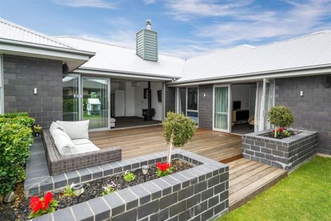 Photo of property in 3 New Creek Mews, Rolleston, 7614