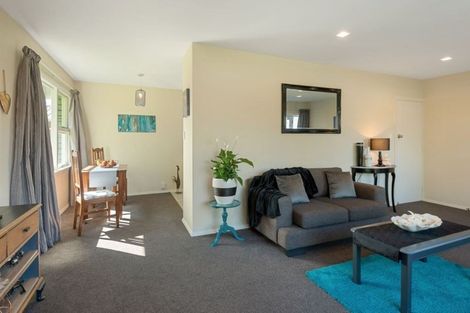 Photo of property in 16 Royleen Street, Casebrook, Christchurch, 8051