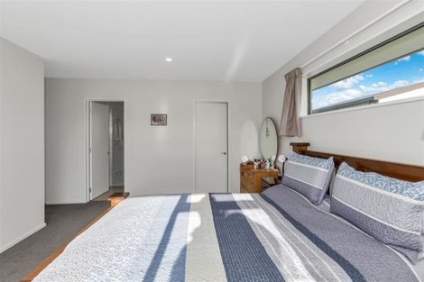 Photo of property in 2 Paradise Way, Amberley, 7410