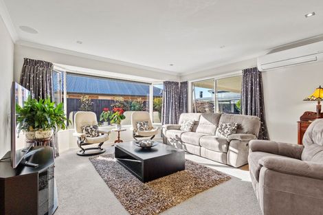 Photo of property in 18 Woodhurst Drive, Casebrook, Christchurch, 8051