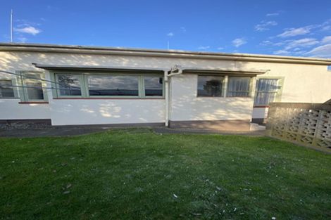 Photo of property in 2/2 Church Street, Terrace End, Palmerston North, 4410