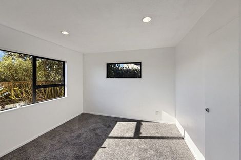 Photo of property in 71 Kentwood Drive, Woodridge, Wellington, 6037