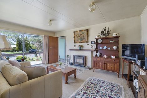 Photo of property in 7 Otira Place, Awapuni, Palmerston North, 4412
