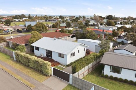 Photo of property in 21 Seaspray Drive, Mount Maunganui, 3116