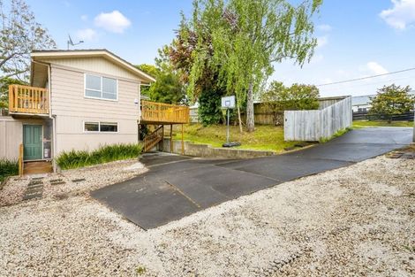 Photo of property in 4 Metcalfe Road, Ranui, Auckland, 0612