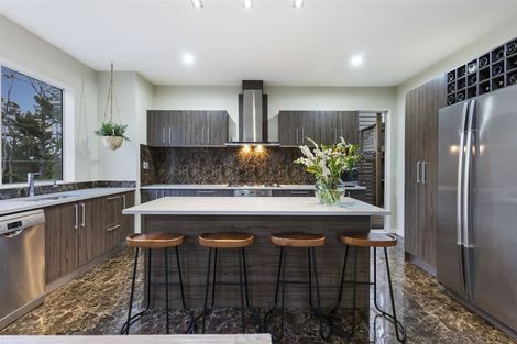 Photo of property in 180c Greenhithe Road, Greenhithe, Auckland, 0632