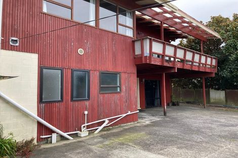 Photo of property in 25 Nui Mana Place, Te Atatu South, Auckland, 0610