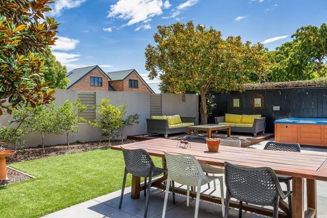 Photo of property in 1 Richard Seddon Drive, Northwood, Christchurch, 8051