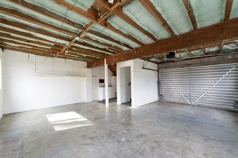 Photo of property in 1/19a Ribblesdale Road, Henderson, Auckland, 0612