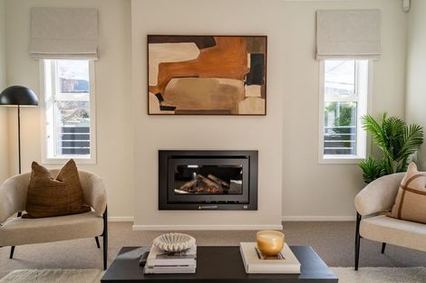 Photo of property in 70a Heretaunga Square, Silverstream, Upper Hutt, 5019