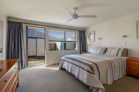 Photo of property in 6 Golden Courie Close, Papamoa Beach, Papamoa, 3118