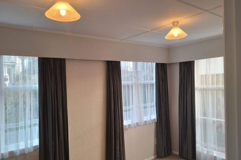 Photo of property in 7 Terrance Grove, Paparangi, Wellington, 6037