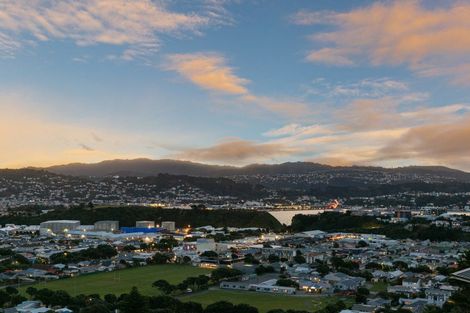 Photo of property in 139a Seatoun Heights Road, Miramar, Wellington, 6022
