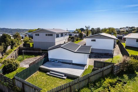 Photo of property in 3 Toporoa View, Ascot Park, Porirua, 5024