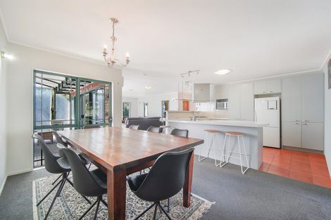 Photo of property in 14 Waimoko Glen, Swanson, Auckland, 0612