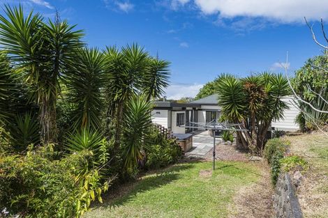 Photo of property in 17 Kowhai Park Road, Maunu, Whangarei, 0110