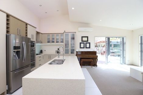 Photo of property in 106 Saint James Drive, Huntington, Hamilton, 3210