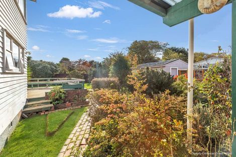 Photo of property in 13 Waimarie Avenue, Paraparaumu, 5032