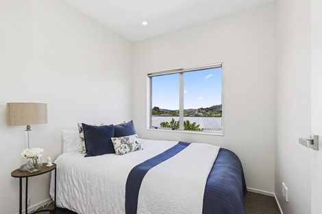 Photo of property in 1/18 Lambley Road, Titahi Bay, Porirua, 5022