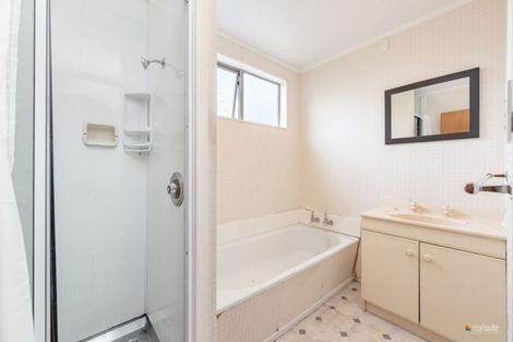 Photo of property in 202f1- California Drive, Totara Park, Upper Hutt, 5018