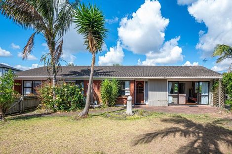 Photo of property in 36 Maugham Drive, Bucklands Beach, Auckland, 2014