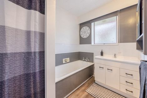Photo of property in 2/306 Southland Road, Hastings, 4122