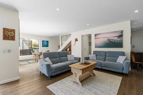 Photo of property in 15 Muster Road, Jacks Point, 9371