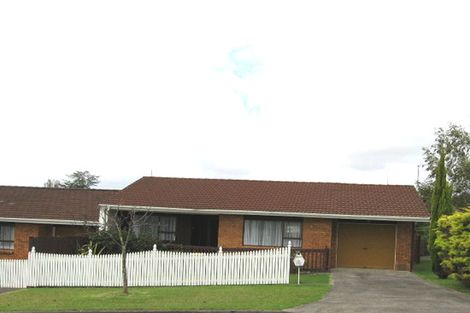 Photo of property in 1 Sari Place, Massey, Auckland, 0614