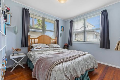 Photo of property in 253 Don Buck Road, Massey, Auckland, 0614