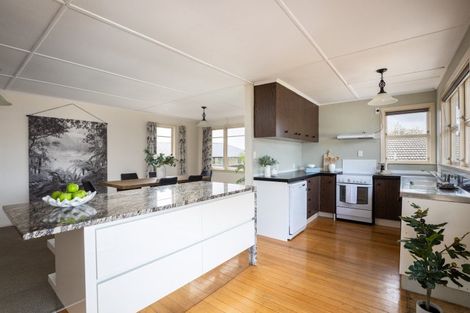 Photo of property in 1057 Junction Road, Egmont Village, New Plymouth, 4372