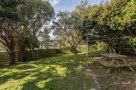 Photo of property in 54 Mark Avenue, Paparangi, Wellington, 6037