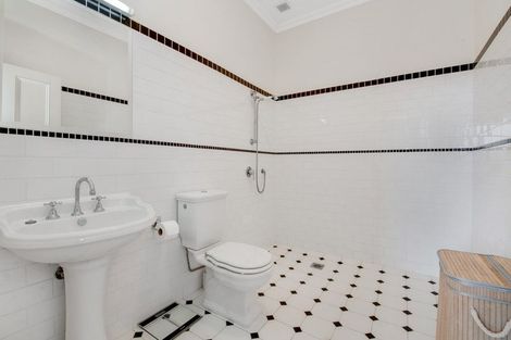 Photo of property in 14 Nelson Street, Helensville, 0800