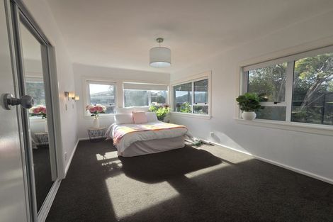 Photo of property in 103 Maupuia Road, Maupuia, Wellington, 6022