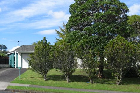 Photo of property in 44 Priestley Drive, Bucklands Beach, Auckland, 2014