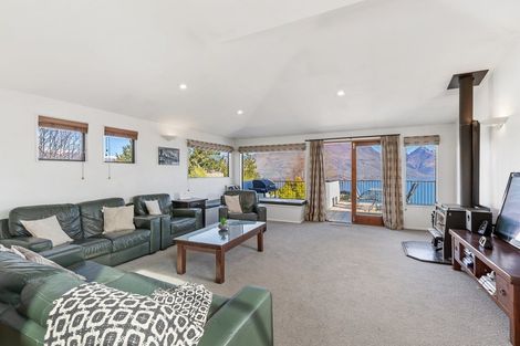 Photo of property in 20b Manchester Place, Queenstown, 9300